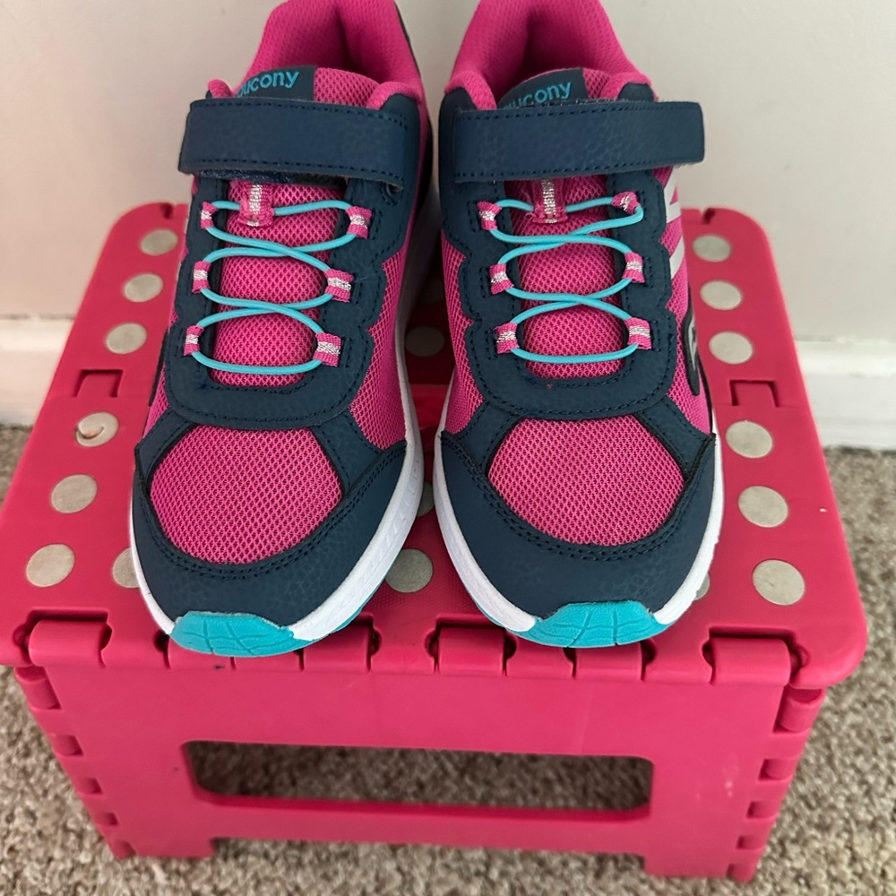 Saucony Kids' Sneakers in Pink and Teal